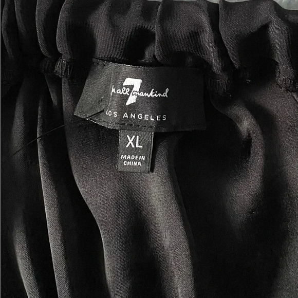 7 FOR ALL MANKIND Black Puff Sleeve Square Neckline Peplum Satin Blouse Size XL - Picture 7 of 8